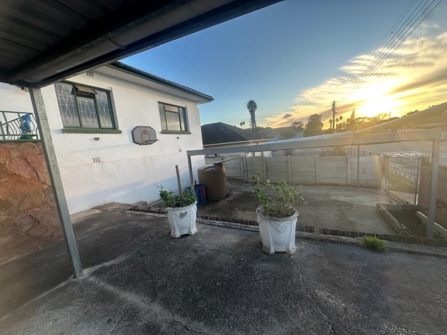 3 Bedroom Property for Sale in Bothasrus Eastern Cape
